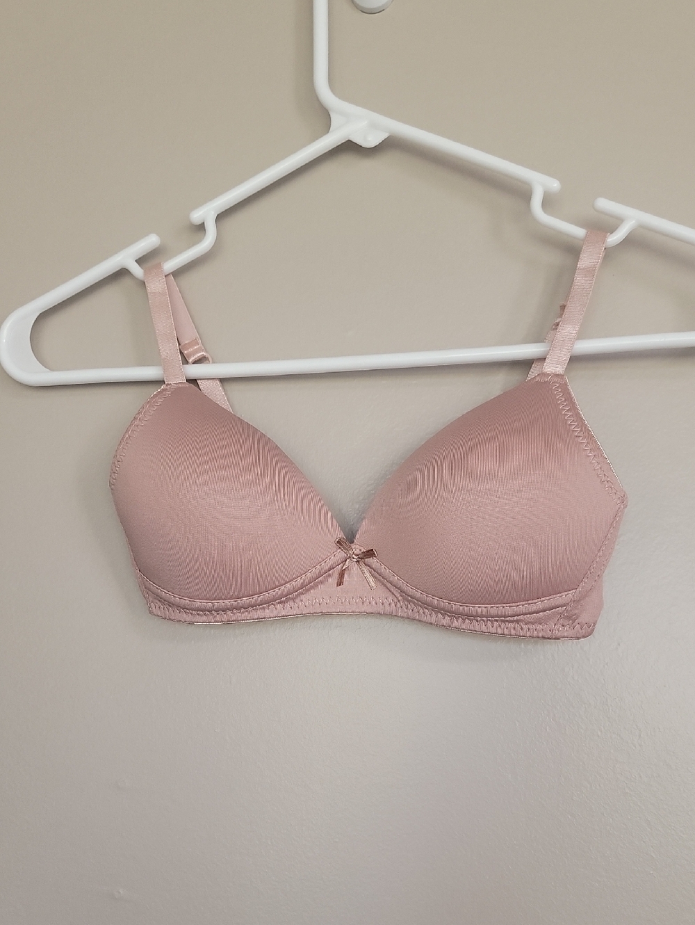 Tahari Blush Pink Padded Bra Size 30A